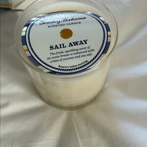 NEW Tommy BAHAMA “Sail Away” Scented Candle